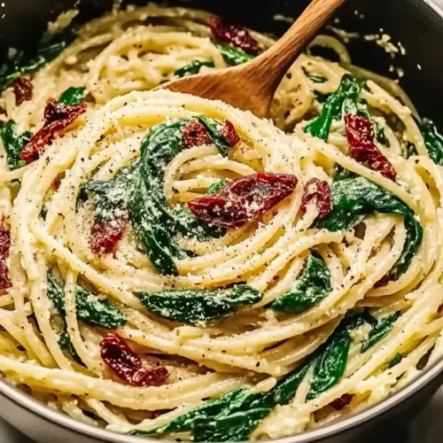 Spicy Spinach and Sun Dried Tomato Pasta